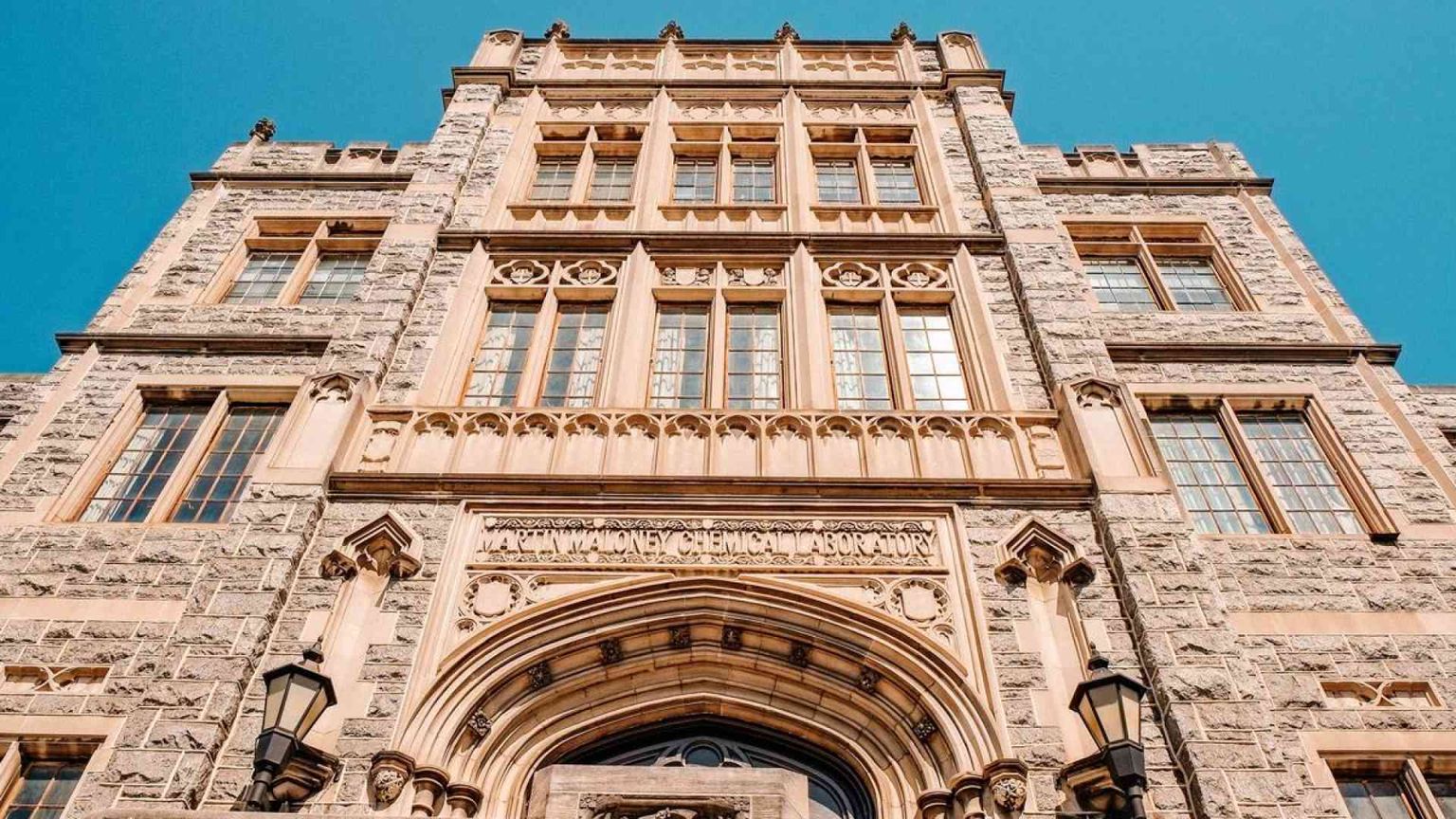 La finanza cattolica passa per l'università