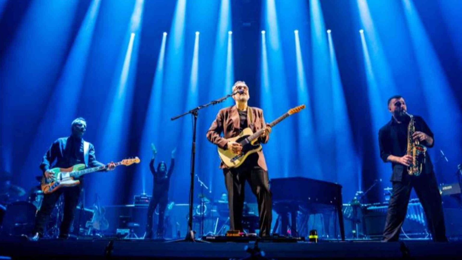 Brunori Sas: «Canto la normalità, anche questo è politica»