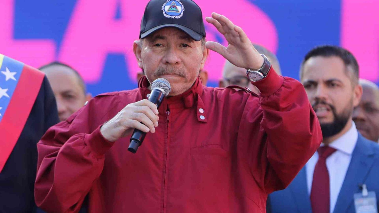 In Nicaragua per celebrare Messa serve il permesso di Ortega