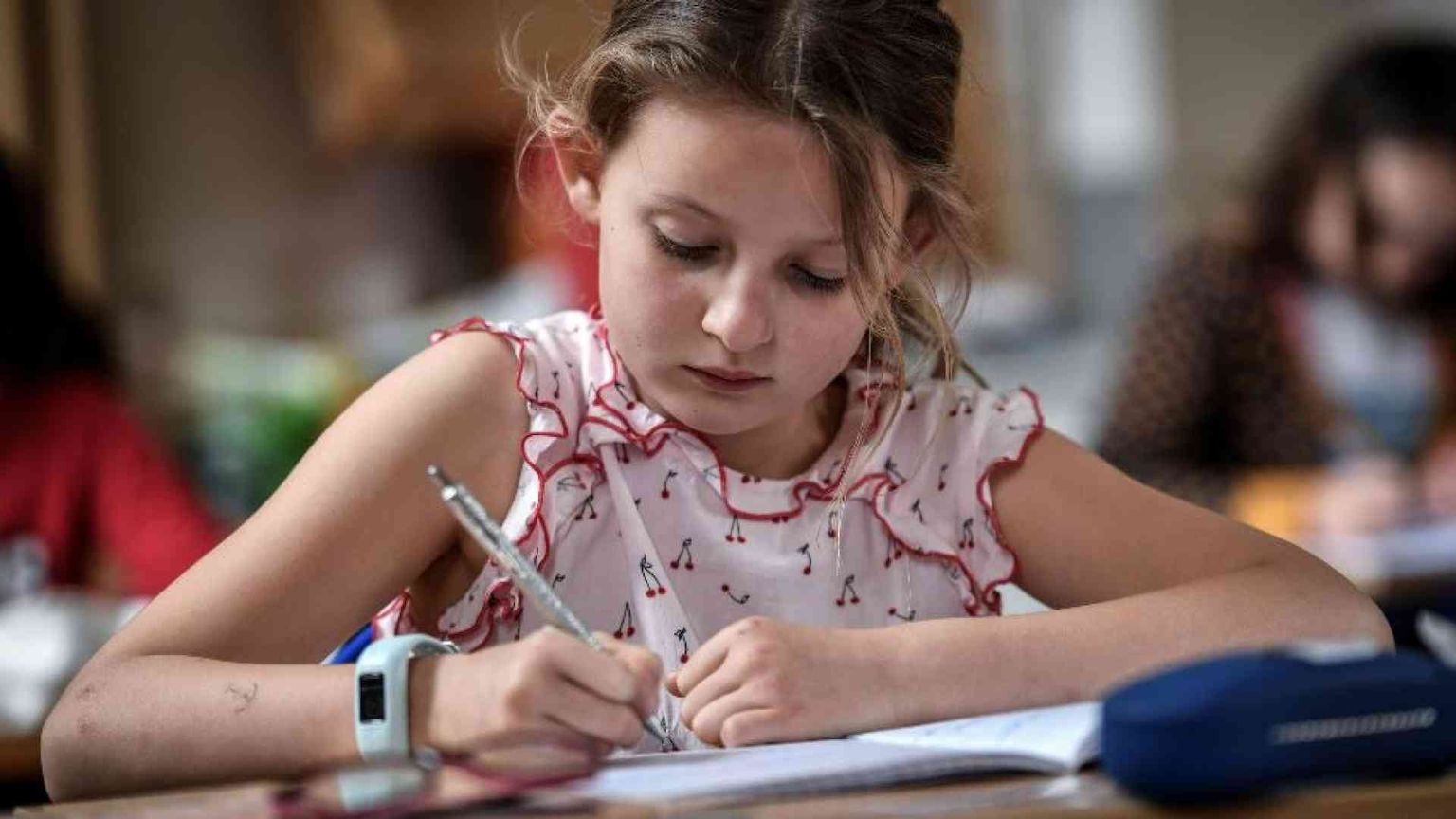 Caro amico, ti scrivo dalla città. E io ti rispondo da un paesino spopolato