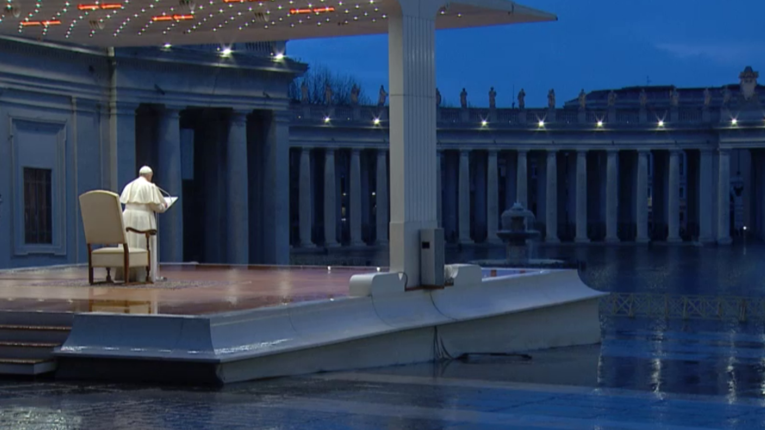 Il Covid e la pandemia. Cinque anni fa la preghiera del Papa per il mondo