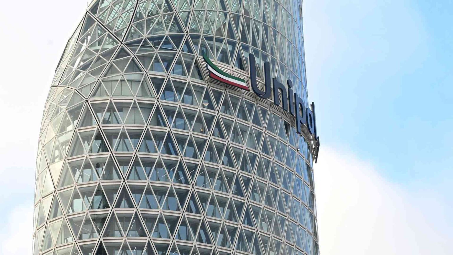 Unipol approva un piano da 3,8 miliardi di utili e punta sull'IA