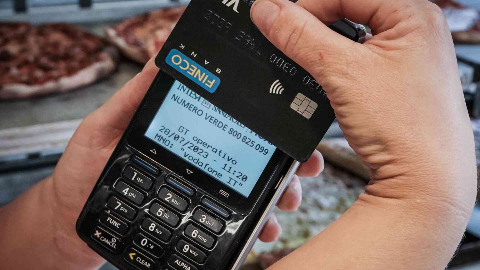 I pagamenti digitali sono triplicati in dieci anni. Resta il nodo del sommerso