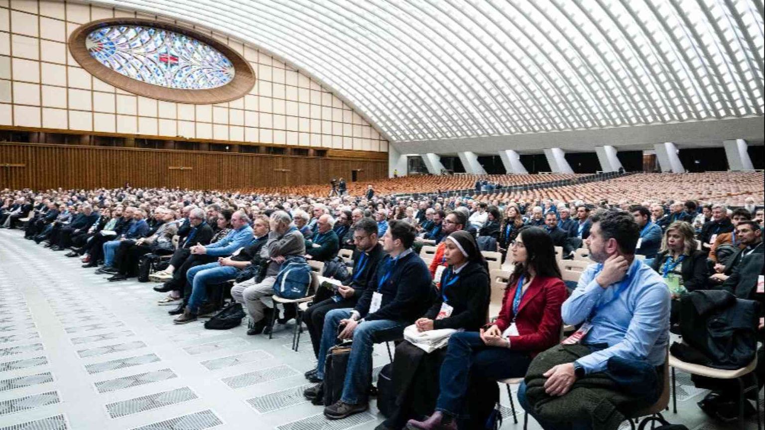 Serve più tempo per dare forza al cambiamento: il Sinodo italiano continua