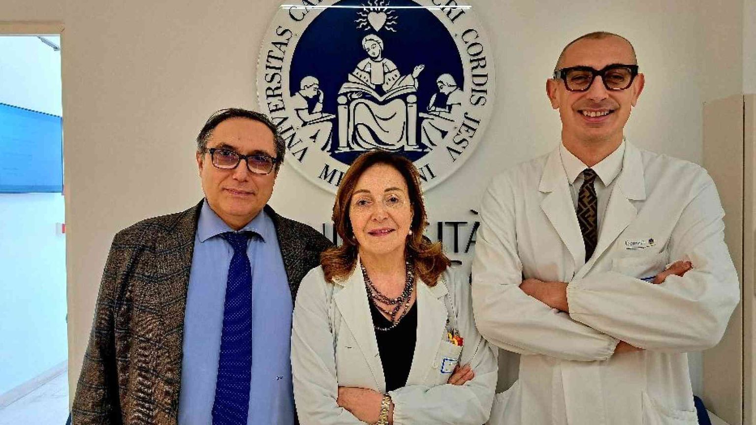 Rischia di perdere la gamba. Al Gemelli gli salvano l'arto e la vita