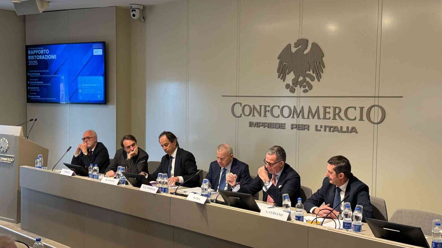 Nel 2024 meno imprese, ma più occupati