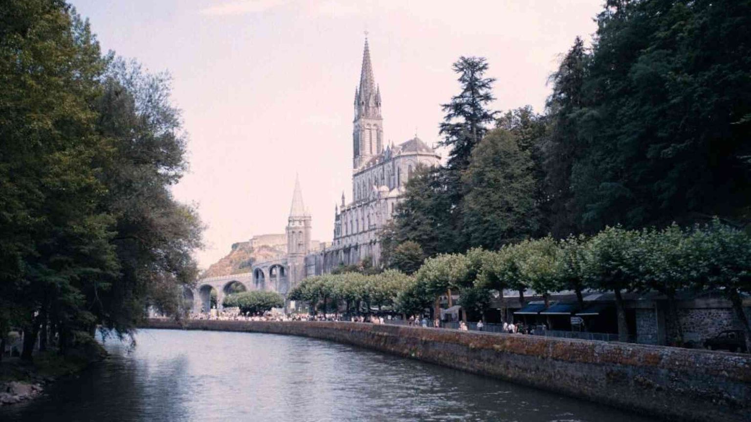 Giubileo a Lourdes, primo pellegrinaggio. Con tanti giovani