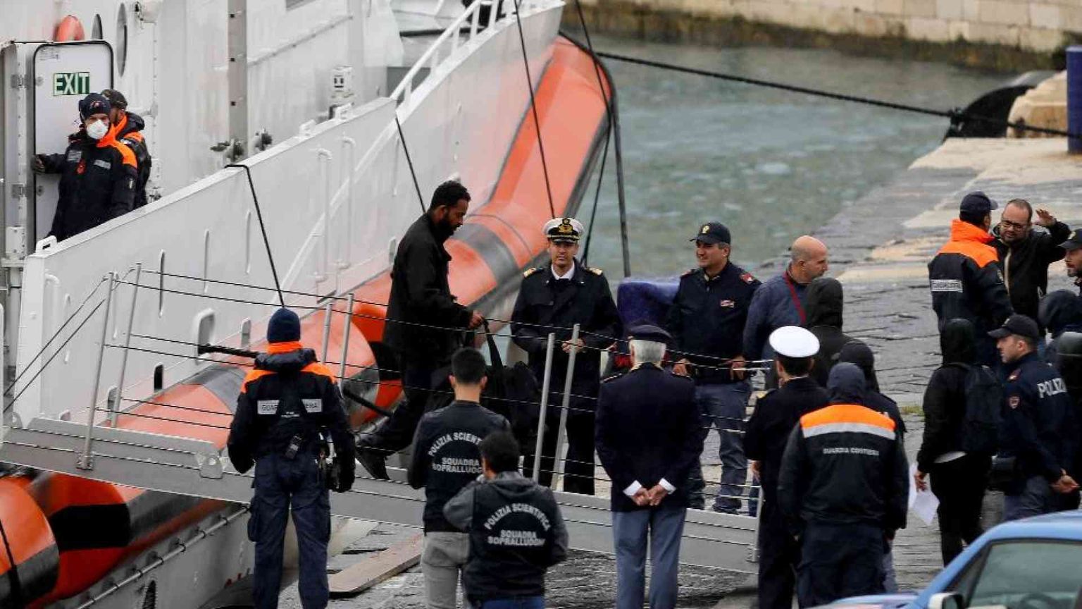 Rimpatriato dall'Albania primo migrante irregolare