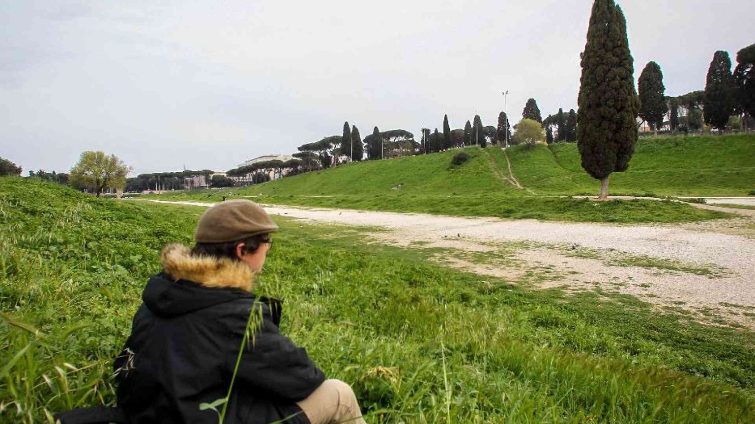 Nel silenzio del Sabato Santo immagino la voce della divinità...