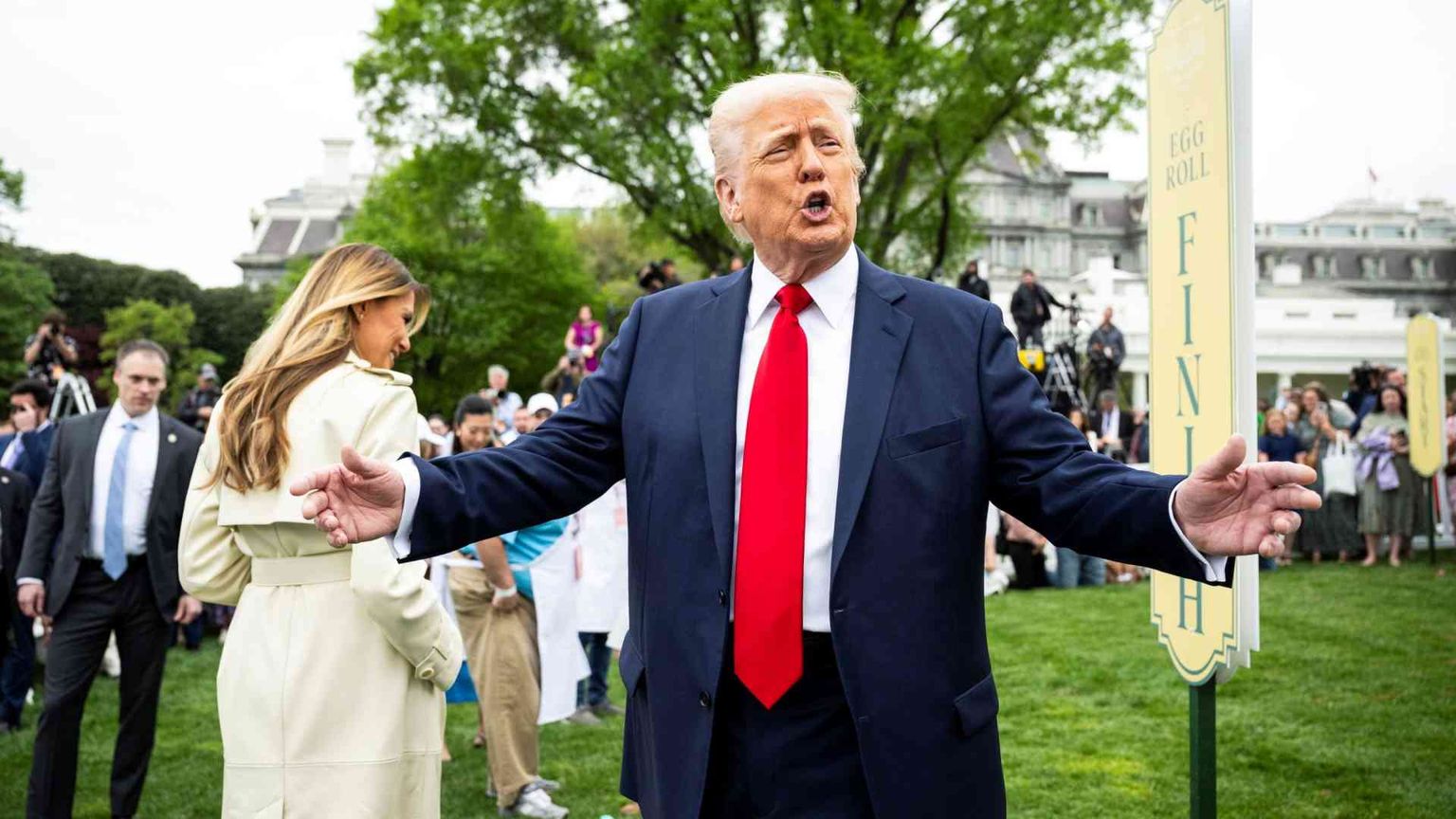 Trump il primo a confermare la presenza. La Cina rompe il “silenzio”