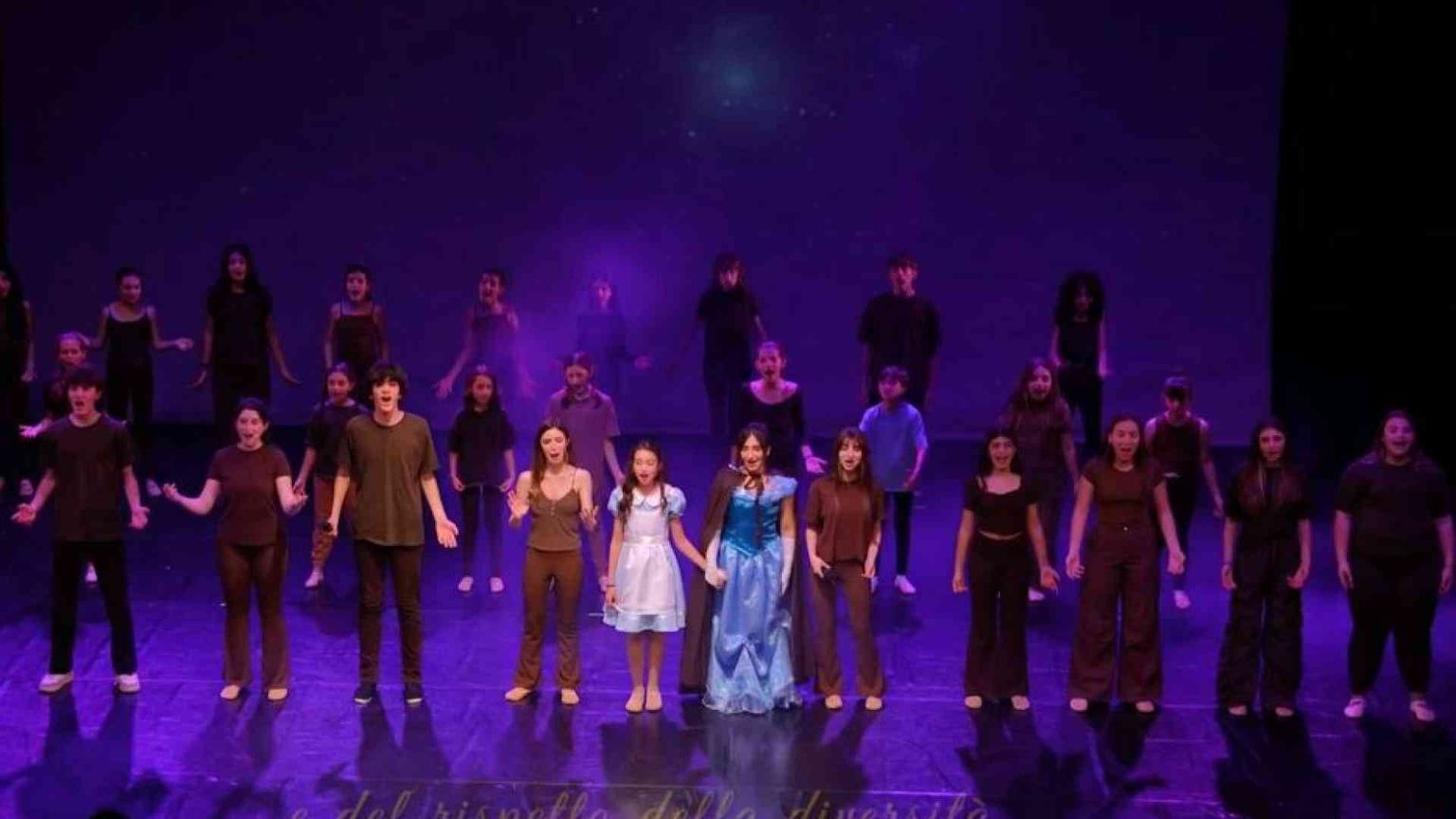 Tutti in scena per chi non può sorridere