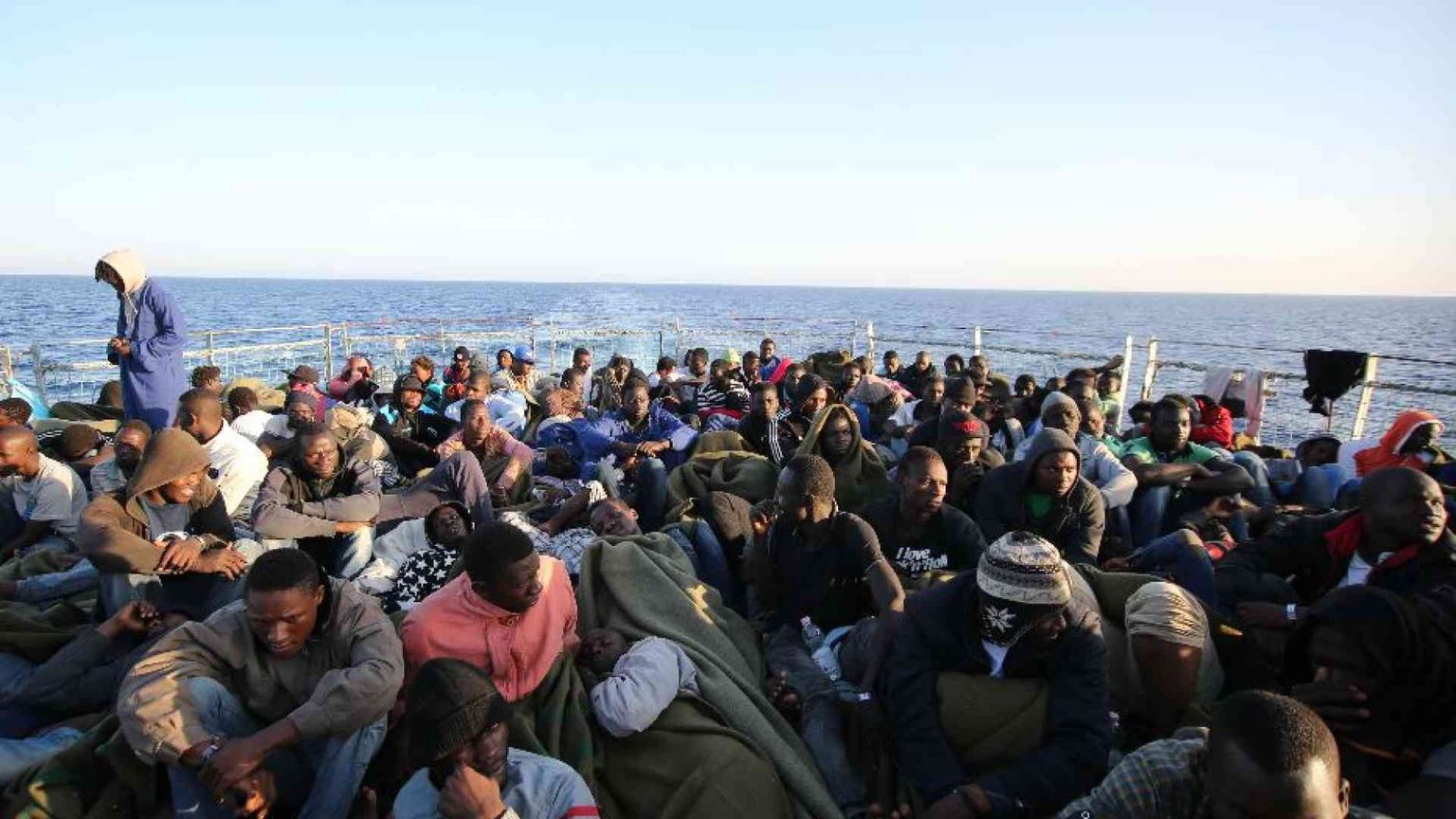 Doppio naufragio nel Mediterraneo: 13 vittime, 46 sono in pericolo