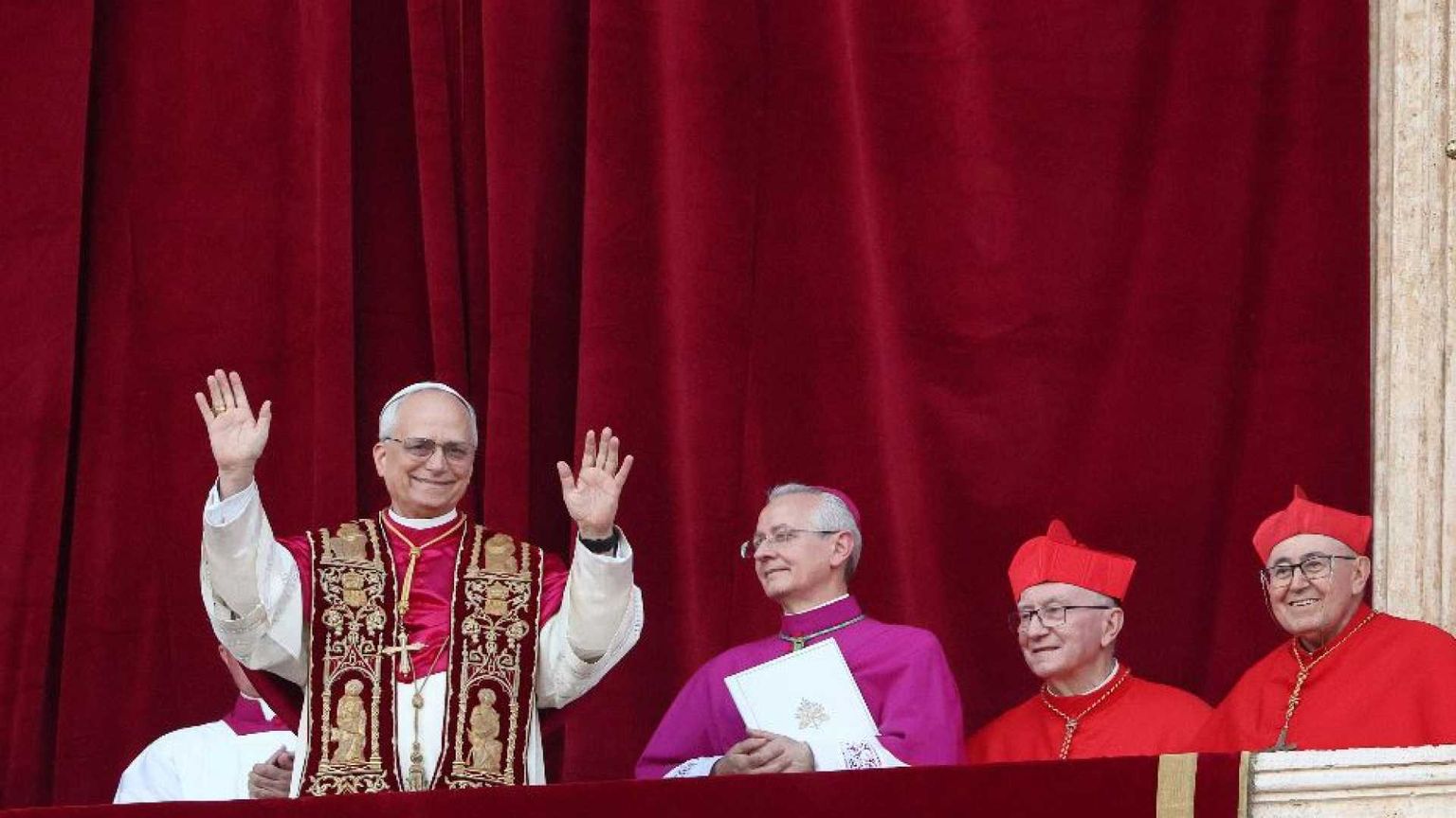 Parolin: serenità equilibrio rispetto, pacatezza le virtù di papa Leone