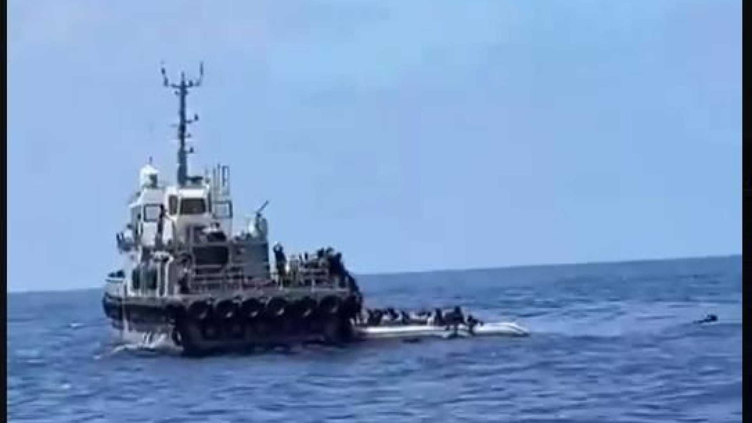 «Quattro migranti si sono gettati in acqua per sfuggire ai libici»