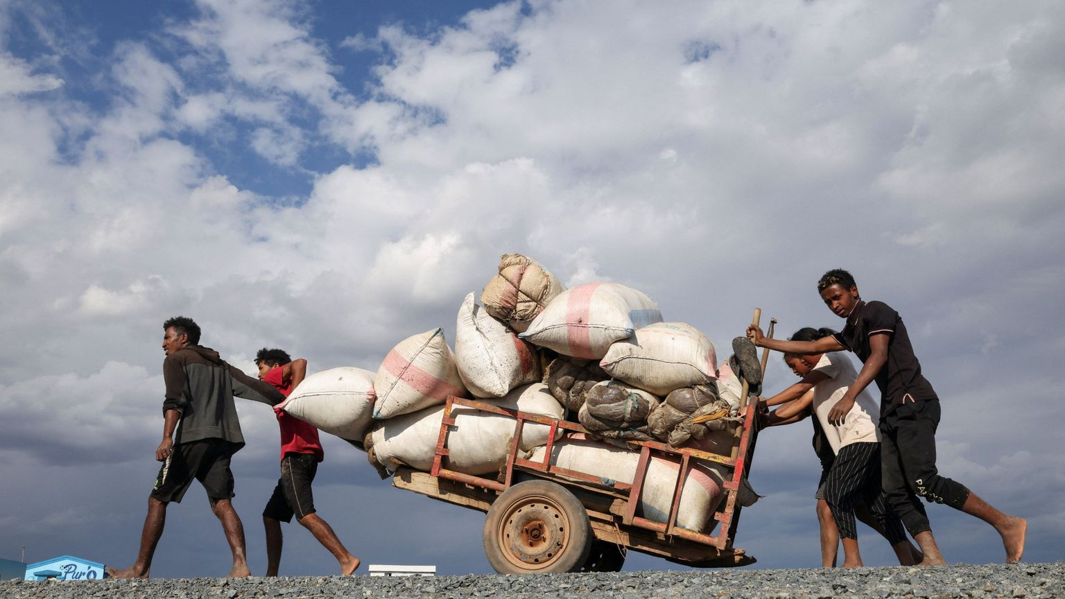 Desiderio, partecipazione, coraggio: la vera speranza è mettersi in cammino