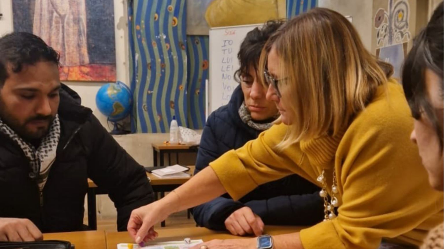 Come funzionano le scuole per i migranti che non possono andare a scuola