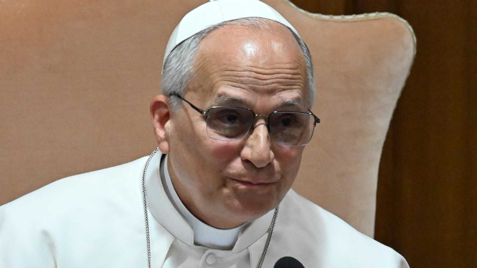 La prima enciclica del Papa: lavoro, guerra, informazione, “no” al potere degli algoritmi in mano a pochi che dominano l’umanità