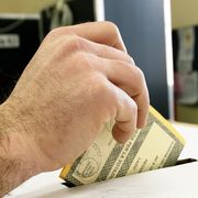 Le Regioni al voto, il “terzo mandato” e la Consulta