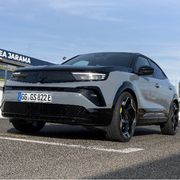 Anima da rally, corpo da strada: c'è una Opel elettrica che unisce due mondi