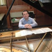 Il pianista Viner fa risplendere l’“Albero di Natale” di Liszt