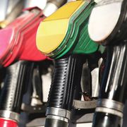 Multe, carburanti, assicurazioni: ecco quanto costerà l'anno nuovo per chi guida
