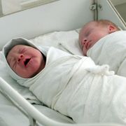 Due bimbi appena nati, in ospedale