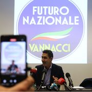 Il "Futuro" di Vannacci svela la crisi dei partiti
(e non solo del centrodestra)