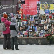 Anche per i russi sono 4 anni di guerra: più crematori, meno soldi e tanta paura