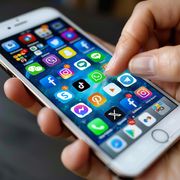 Teologia e social, attenzione alla gloria fittizia dei “like”