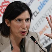 La linea «testardamente unitaria» di Schlein non prevede nuovi federatori