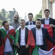 Anche per le "seconde generazioni" di destra la remigrazione è «roba da Medioevo»