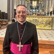 Il nuovo vescovo di Locri-Gerace, Cesare Di Pietro, finora vescovo ausiliare di Messina-Lipari-Santa Lucia del Mela