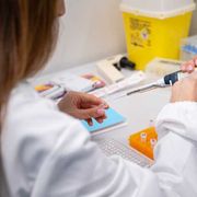 Un nuovo farmaco raddoppia la sopravvivenza di chi ha un tumore al pancreas
