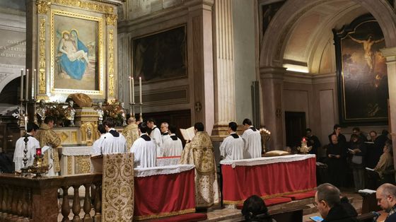 Milano, il popolo del rito ambrosiano antico celebra il Giubileo nella Basilica di Sant'Ambrogio