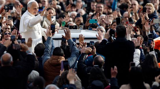 Il Papa: «Il tesoro è nel cuore, non nelle casseforti della Terra»