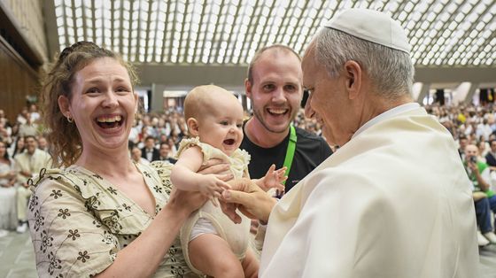 Papa Leone XIV convoca i vescovi del mondo per un summit sulla famiglia