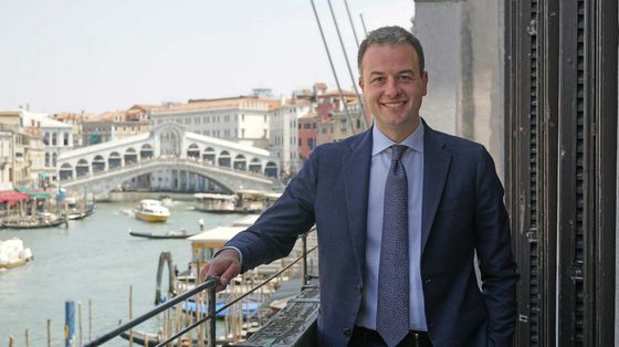 Il neo-eletto sindaco di Venezia Simone Venturini, sostenuto dal centrodestra / Ansa