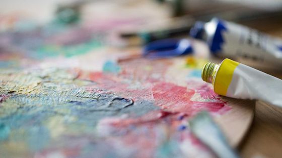 Il genio creativo come resistenza all’algoritmo. L’arte ci salverà