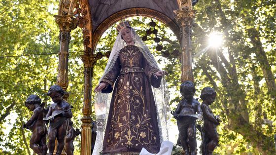 Finisce maggio: vi spieghiamo perché è il mese di Maria (mai quanto dicembre però)