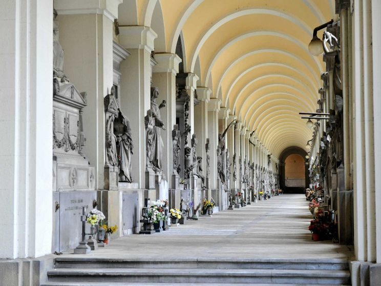 In ricordo dei nostri cari. L'amore vero non muore