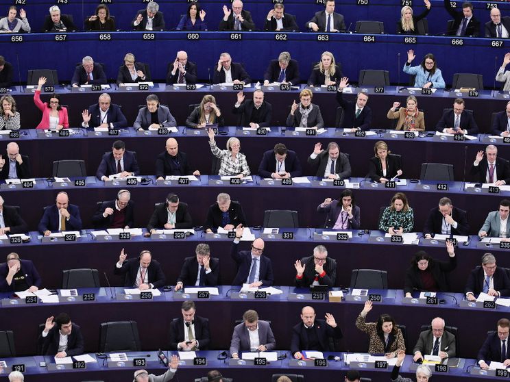 Il “sì” dell’Europarlamento all’aborto: come hanno votato gli italiani?