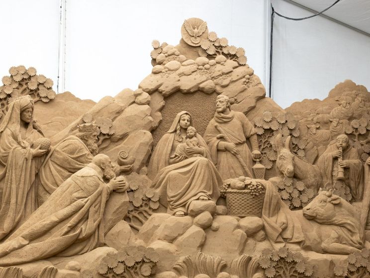 L'effimera bellezza dei Presepi di sabbia