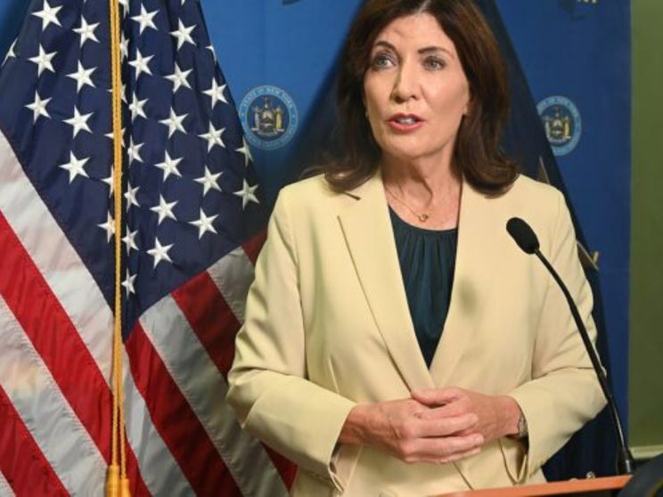 New York, Dolan e Hicks contro la nuova legge sul suicidio assistito