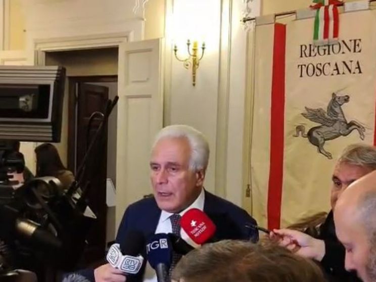 Toscana: legge sul suicidio assistito “azzoppata”? «È applicabile, non torna in Consiglio»