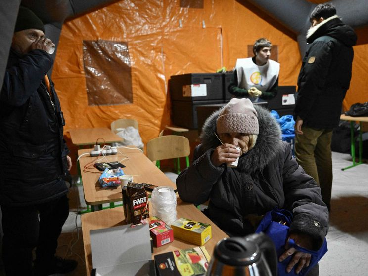 Massiccio attacco russo nella notte su Kiev e Kharkiv