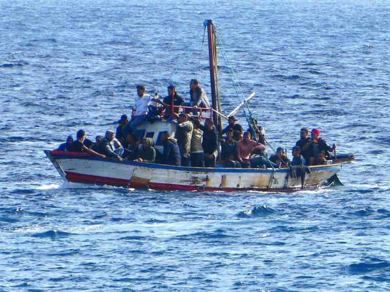 Il governo vuole correre sul ddl immigrazione. I dubbi e le lacune del testo