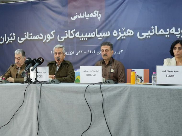 La trattativa segreta tra la Cia e il partito dei curdi iraniani Pdki per fomentare la rivolta di massa