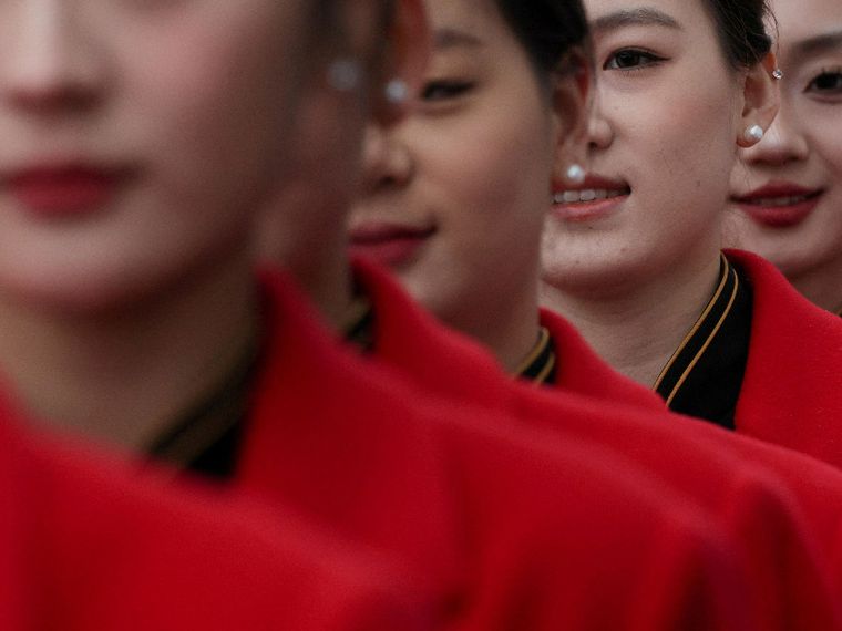 Tutto pronto in piazza Tiananmen a Pechino per l'apertura del Congresso nazionale del popolo presso la Grande Sala del popolo
