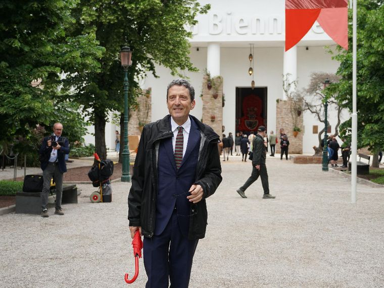 La lettera di Buttafuoco ad Avvenire: la Biennale di Venezia come "campo di forze"
