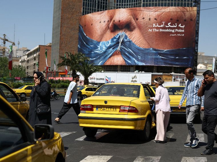Trump boccia la controproposta di Teheran. E il petrolio vola